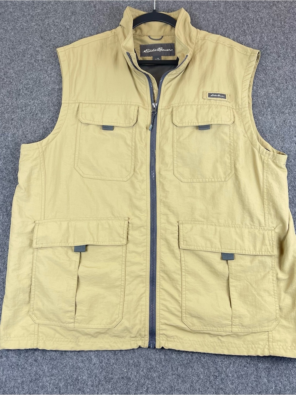 Eddie Bauer Mens XL Tan Beige Utility Fishing Hiking Cargo Mesh Lined Zip Vest